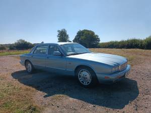 Immagine 17/21 di Jaguar XJ 6 4.0 Sovereign (1996)