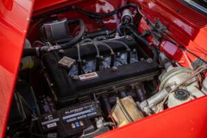Image 18/45 of Alfa Romeo 2000 GT Veloce (1975)