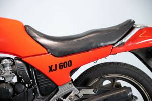 Image 17/50 of Yamaha XJ 600 (1984)