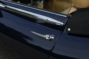 Bild 38/50 von Jaguar E-Type V12 (1973)