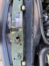 Image 17/18 of Mercedes-Benz 190 D 2.5 (1986)