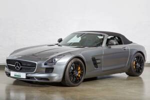 Image 20/31 of Mercedes-Benz SLS AMG GT Roadster (2014)