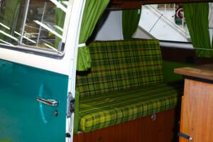 Bild 20/38 von Volkswagen T2b Camper (1974)
