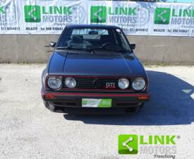 Bild 2/10 von Volkswagen Golf II GTi 16V 1.8 (1986)
