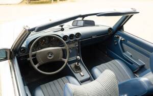 Imagen 43/86 de Mercedes-Benz 280 SL (1977)