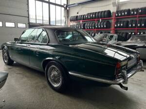 Image 5/47 of Jaguar XJ 6 C 4.2 (1976)