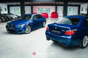 Immagine 1/25 di BMW M5 (2005)