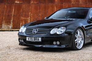 Image 37/47 of Mercedes-Benz SL 600 (2004)