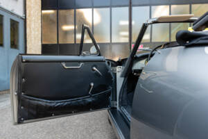 Immagine 35/50 di Porsche 356 B 1600 Roadster (1962)
