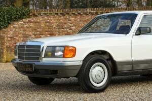Image 29/50 de Mercedes-Benz 280 S (1988)