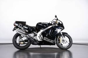 Immagine 5/48 di Suzuki RGV 250 Gamma (1990)