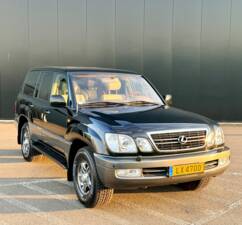Image 4/32 of Lexus LX 470 (2003)