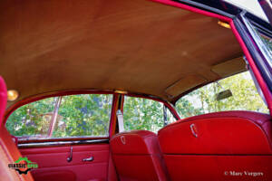 Image 17/46 of Jaguar Mk II 3.8 (1962)