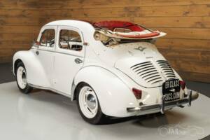 Bild 8/8 von Renault 4 CV (1952)