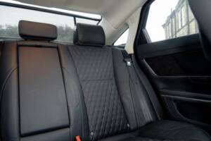 Bild 50/50 von Jaguar XJ 3.0 (2019)