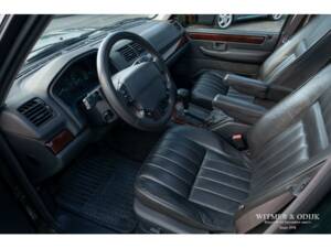 Image 3/26 of Land Rover Range Rover 4.6 HSE (2000)