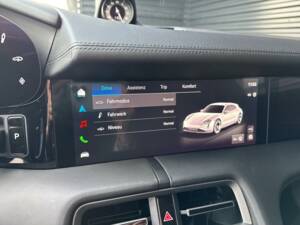 Image 7/12 of Porsche Taycan 4S Sport Turismo (2024)