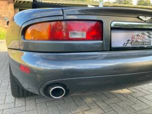 Image 13/28 of Aston Martin DB 7 Vantage Volante (2001)