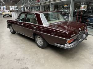 Image 6/50 of Mercedes-Benz 280 SE 4,5 (1972)