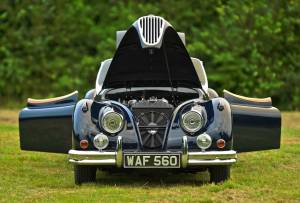 Image 2/50 de Jaguar XK 140 SE OTS (1956)