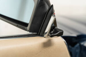 Imagen 11/40 de Mercedes-Benz 300 SL (1987)