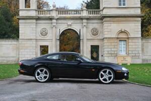 Afbeelding 12/50 van Jaguar XK8 4.0 (2002)