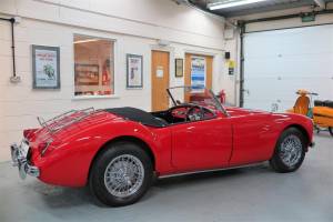 Image 6/12 de MG MGA 1500 (1957)