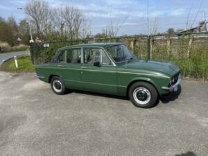 Image 4/6 of Triumph Dolomite 1850 (1979)