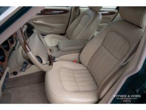 Bild 5/30 von Jaguar XJ 8 Executive (1998)