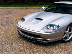 Image 18/22 of Ferrari 550 Maranello (1998)