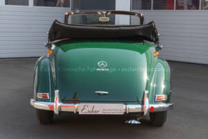 Image 19/38 de Mercedes-Benz 220 Cabriolet A (1955)