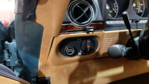 Immagine 31/42 di Mercedes-Benz 560 SL (1989)