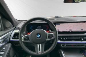 Image 6/10 of BMW XM 50e (2024)