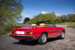 Afbeelding 15/42 van Alfa Romeo 2000 Spider Veloce (1980)