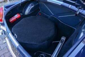 Image 42/50 de MG MGB (1966)