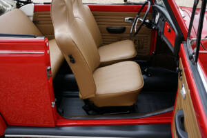 Immagine 33/50 di Volkswagen Super Beetle (1971)