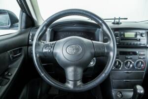 Bild 8/30 von Toyota Corolla 1.6 VVT-i (2005)