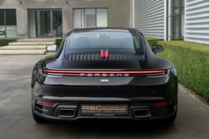 Image 17/30 of Porsche 911 Carrera (2022)