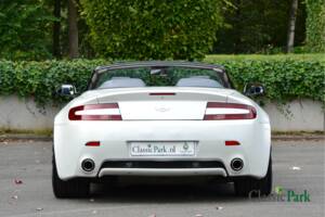 Image 16/50 of Aston Martin V8 Vantage (2007)