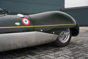 Image 43/50 of Westfield Eleven Sports (2020)