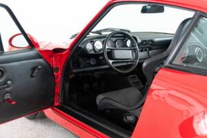 Bild 26/39 von Porsche 911 Carrera RS (1992)