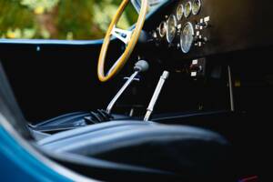 Image 49/68 of Shelby Cobra 289 (1966)