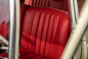 Image 24/42 of Mercedes-Benz 220 SE b (1965)