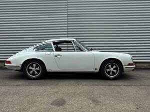Afbeelding 35/57 van Porsche 911 2.4 T (1971)