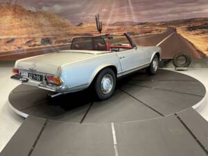 Bild 7/36 von Mercedes-Benz 280 SL (1970)