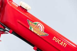 Image 33/40 of Ducati DUMMY (1952)