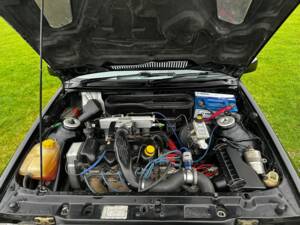 Image 36/38 de Ford Escort turbo RS (1990)