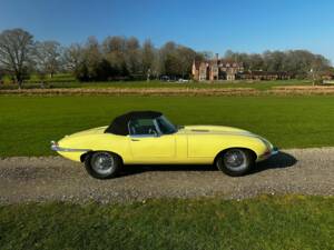 Afbeelding 11/100 van Jaguar E-Type (1968)