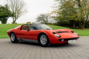 Bild 22/85 von Lamborghini Miura P 400 (1967)