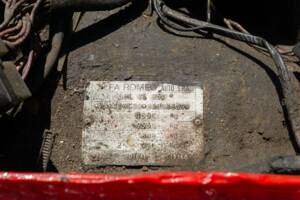 Image 21/25 of Alfa Romeo GTV 6 2.5 (1984)